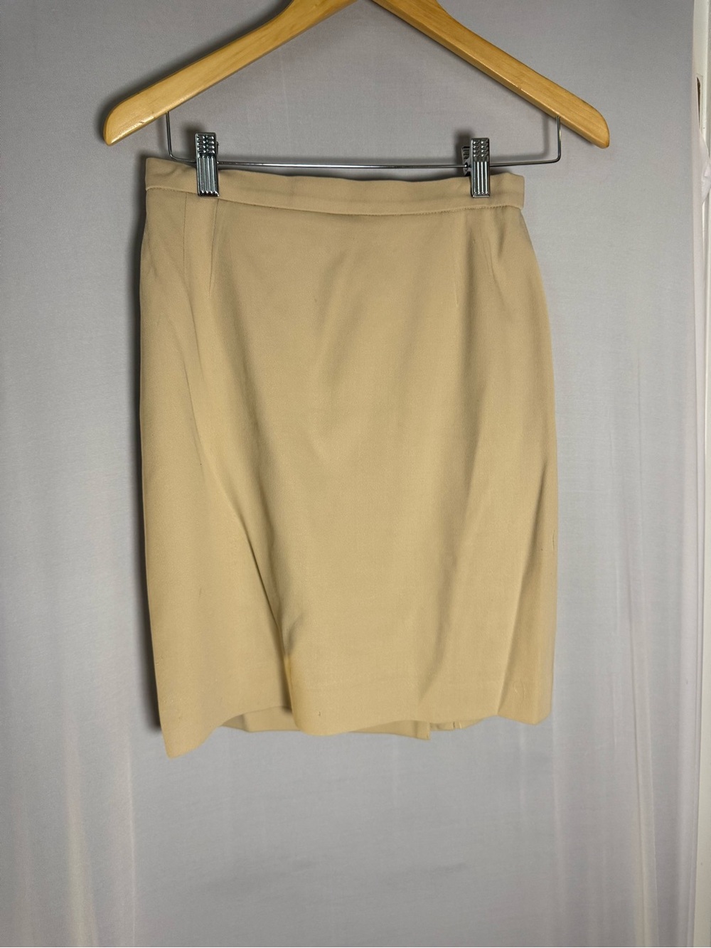 MaxMara Cream Pencil Skirt